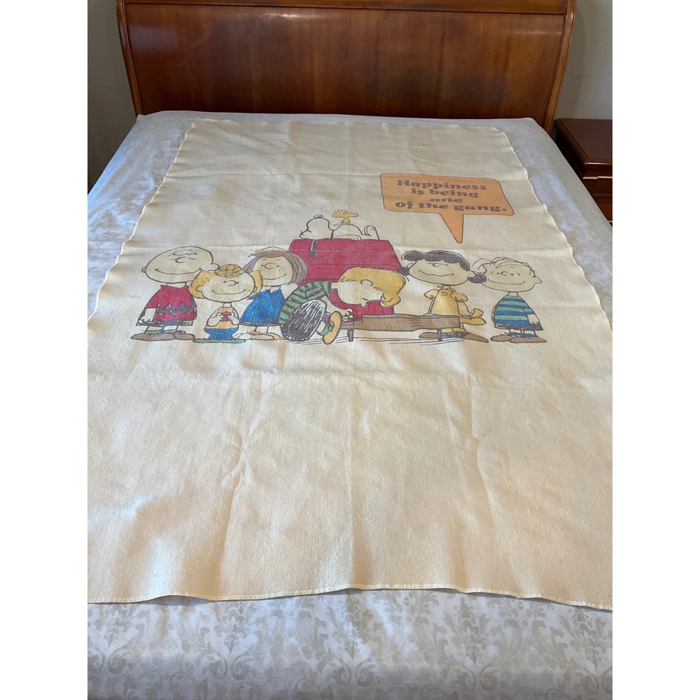 Vintage‎ Chatham Peanuts Characters Blanket Happiness is Bed Cover Twin 1965